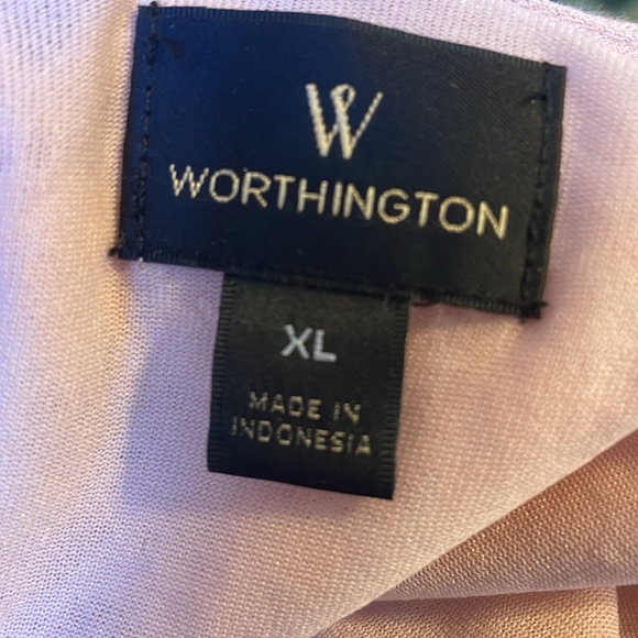 Worthington light pink flower top - Picture 4 of 4